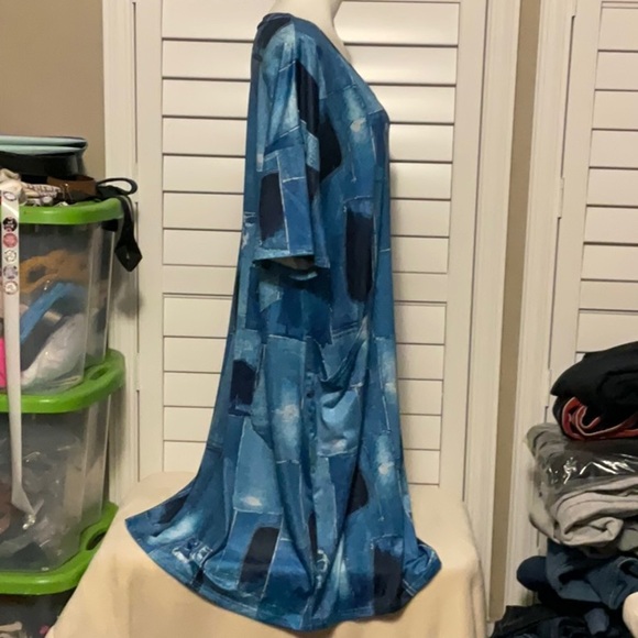 Blue Abstract Midi Dress - Picture 3 of 7